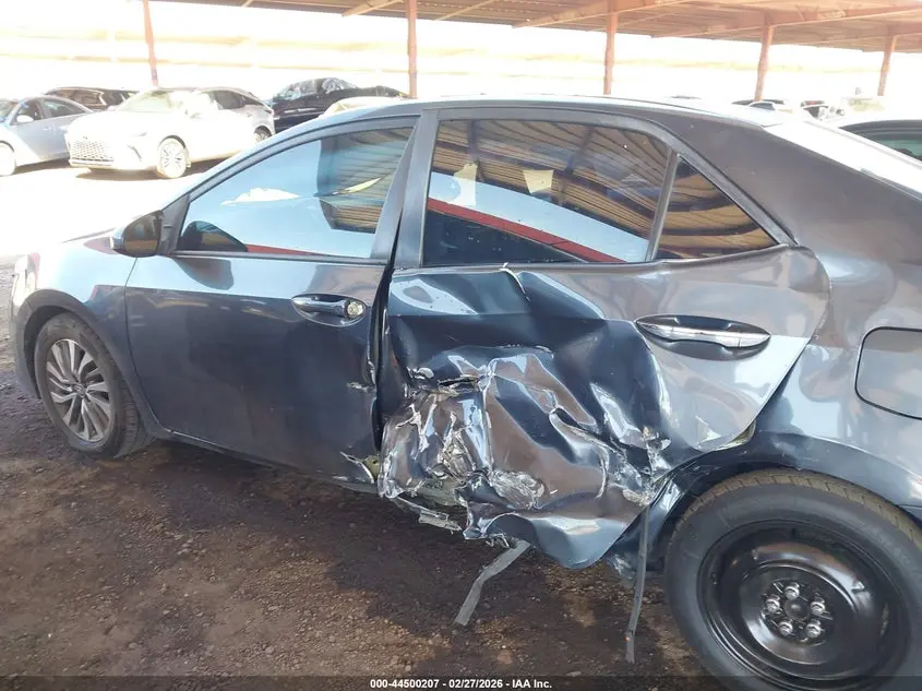 2018 TOYOTA COROLLA XLE