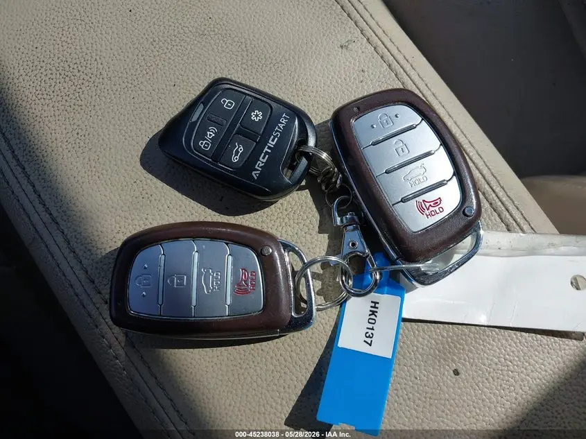 2016 HYUNDAI SONATA HYBRID LIMITED