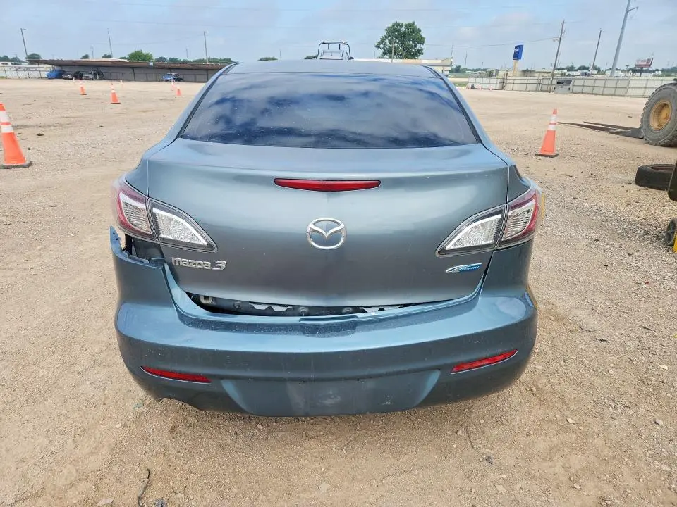2013 MAZDA 3 I  