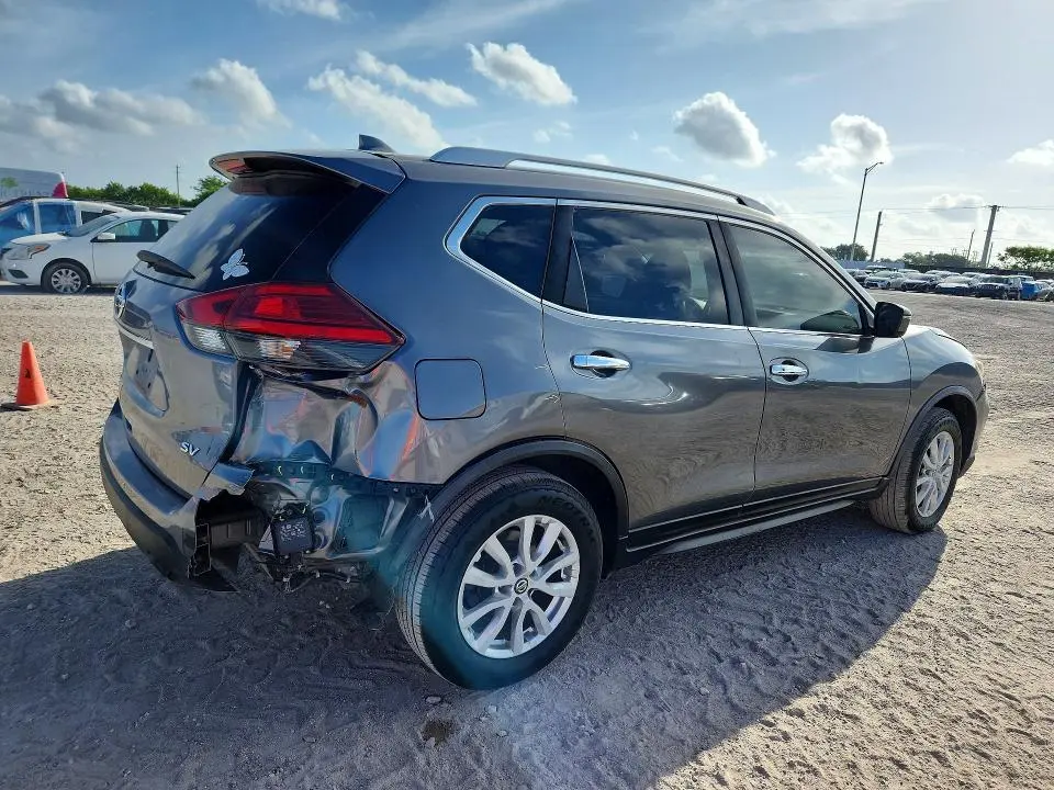 2017 NISSAN ROGUE SV  