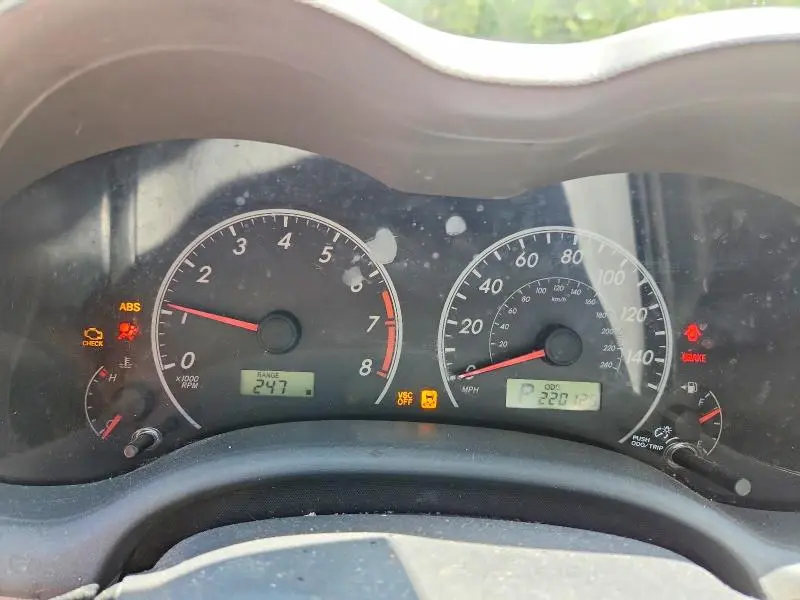 2010 TOYOTA COROLLA LE  