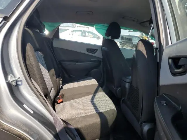 2021 HYUNDAI KONA SE  