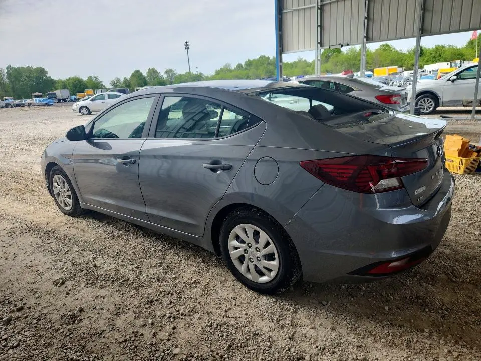 2019 HYUNDAI ELANTRA SE  