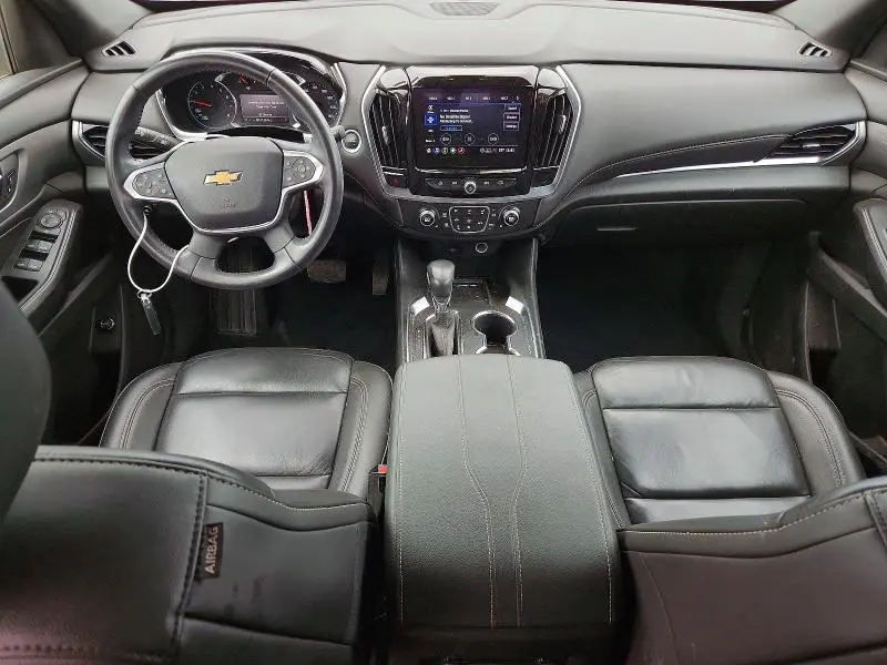 2022 CHEVROLET TRAVERSE LT  