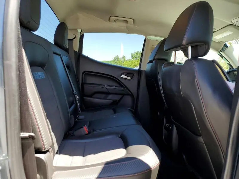 2015 GMC CANYON SLE  
