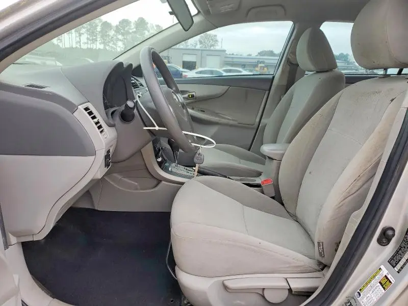 2010 TOYOTA COROLLA LE  