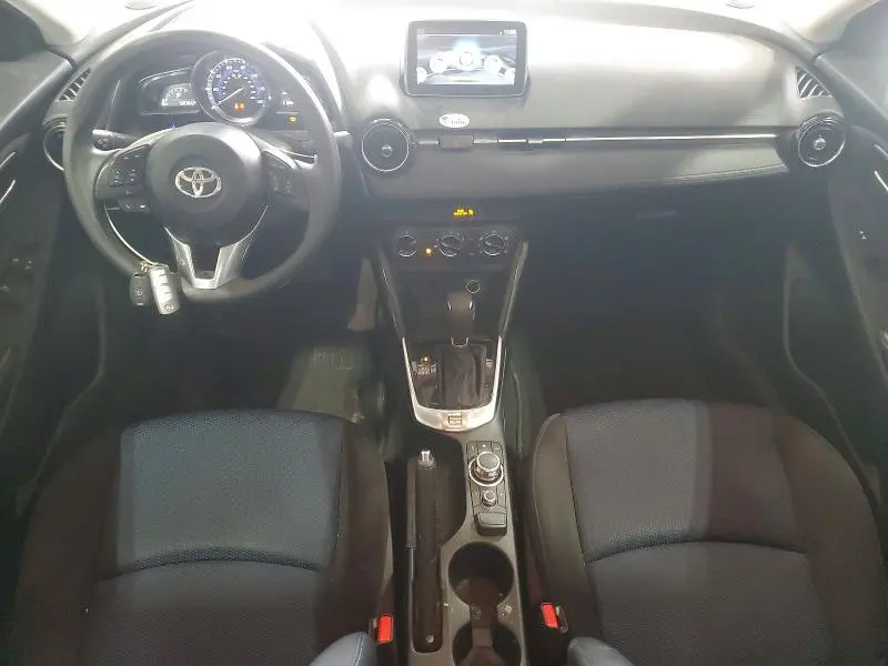 2017 TOYOTA YARIS IA BASE  