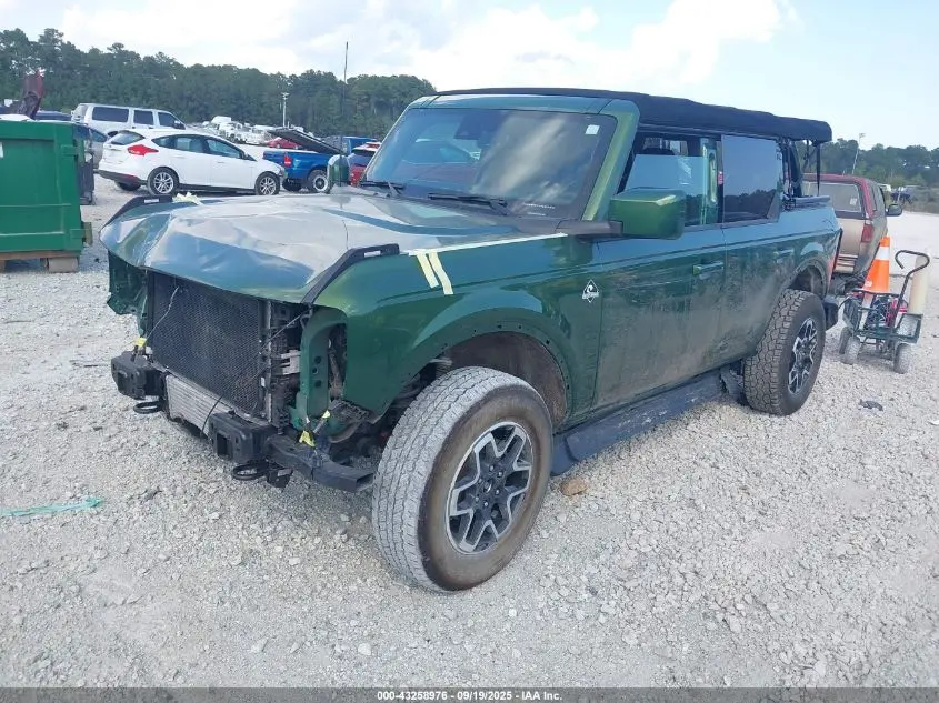 2022 FORD BRONCO OUTER BANKS