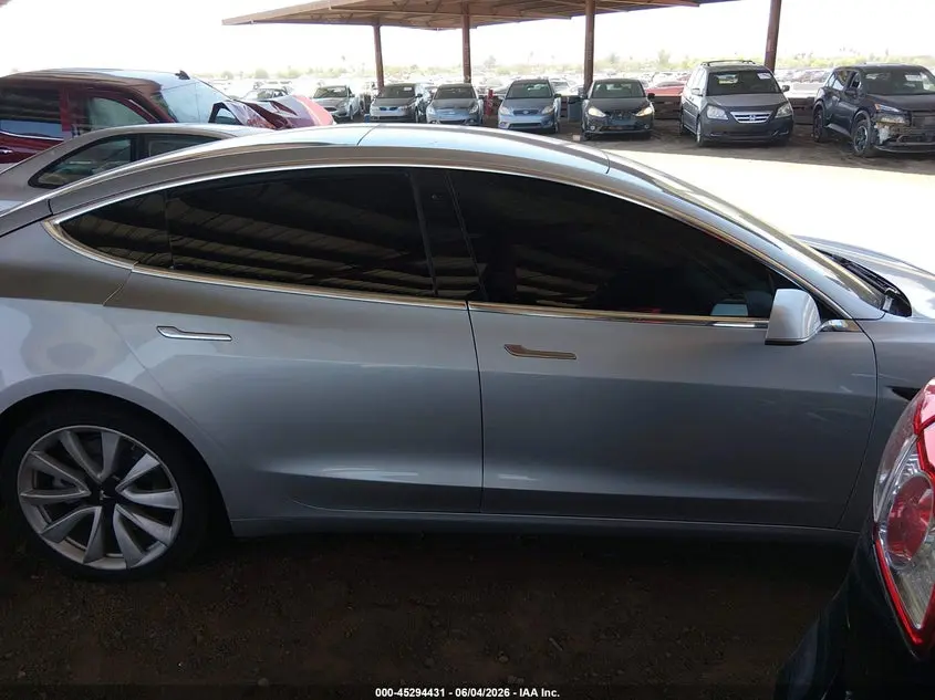 2018 TESLA MODEL 3  