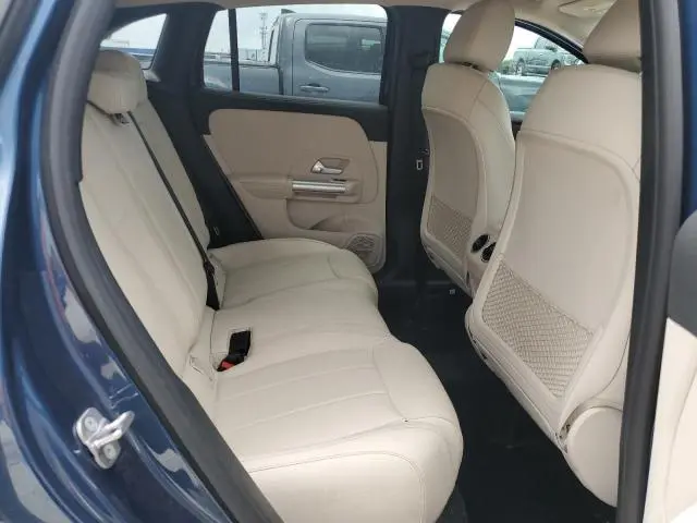 2023 MERCEDES-BENZ GLA 250  