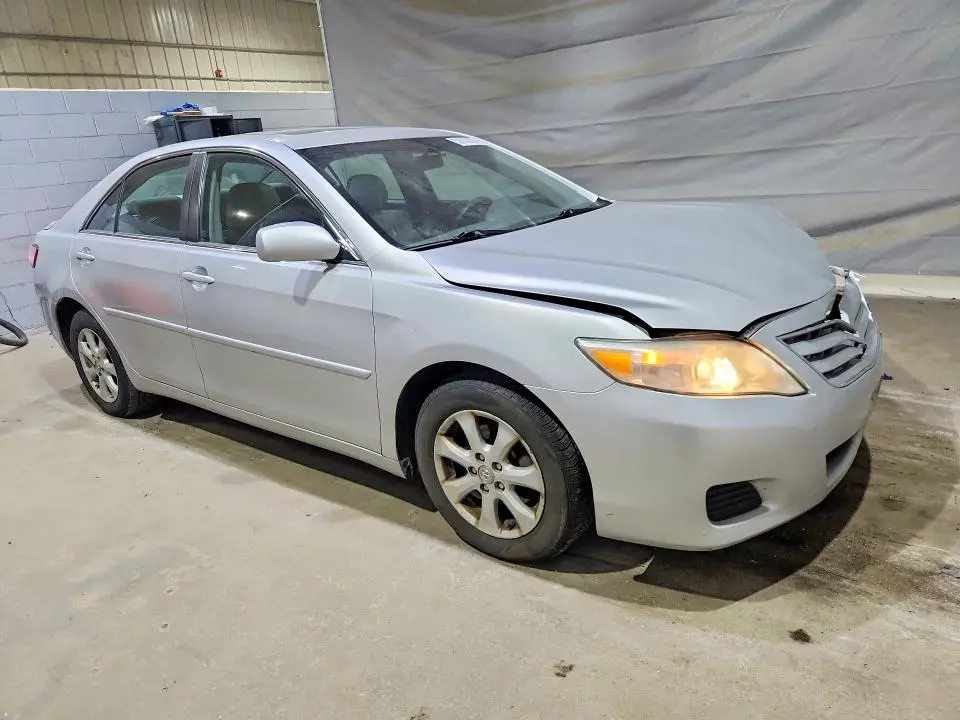 2011 TOYOTA CAMRY   