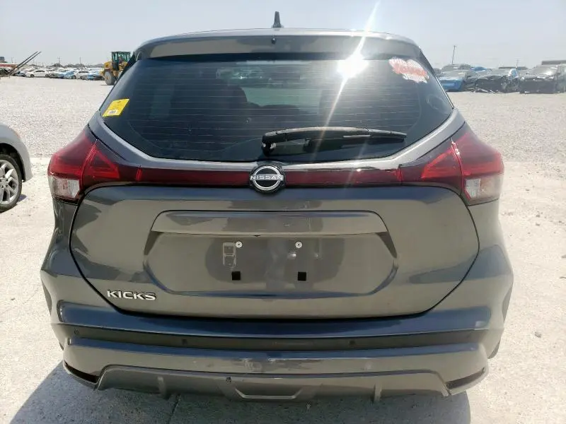 2023 NISSAN KICKS S