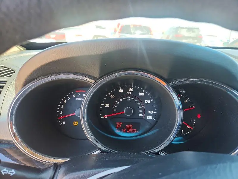 2011 KIA SORENTO LX  