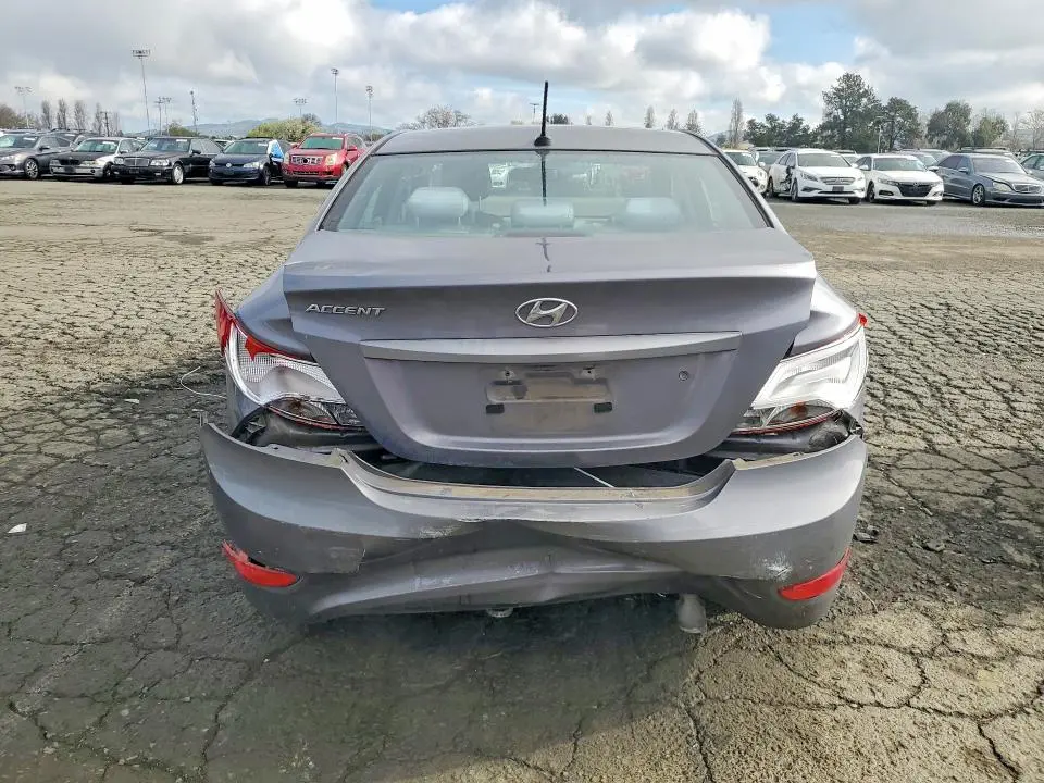 2015 HYUNDAI ACCENT GLS  