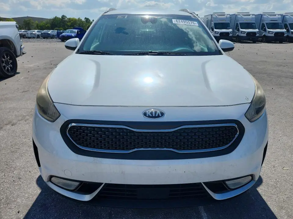 2018 KIA NIRO LX  