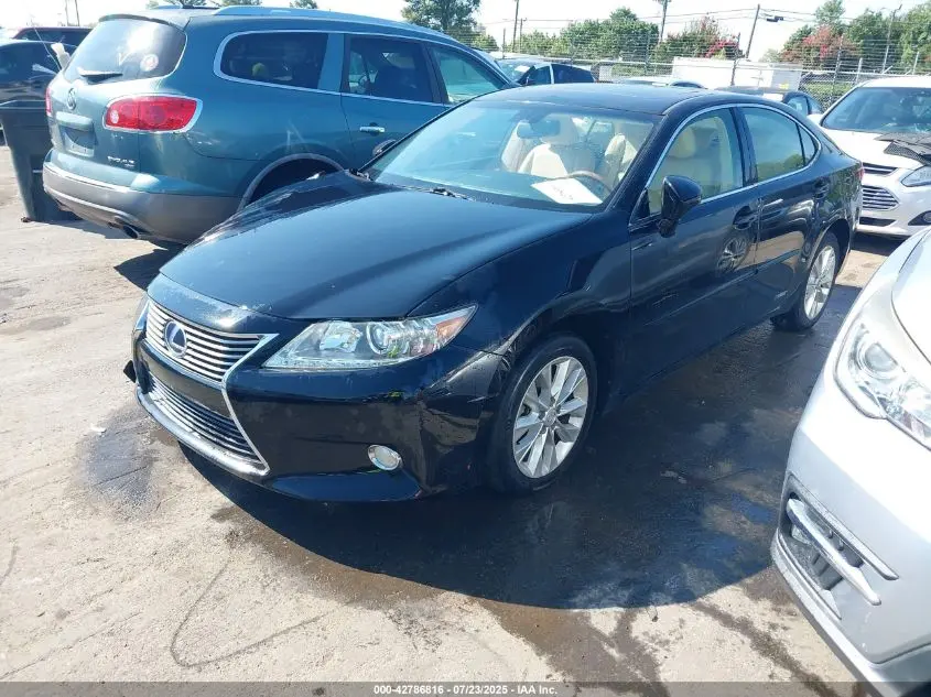 2013 LEXUS ES 300H  