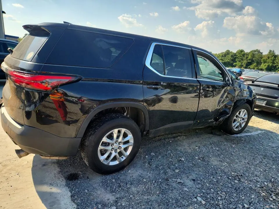 2023 CHEVROLET TRAVERSE LS  