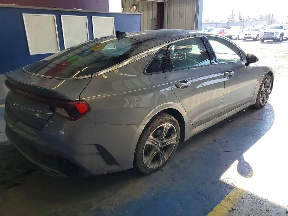 2023 KIA K5 EX  