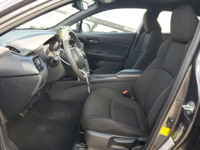 2019 TOYOTA C-HR XLE  