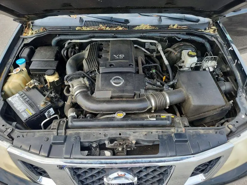 2011 NISSAN FRONTIER S  