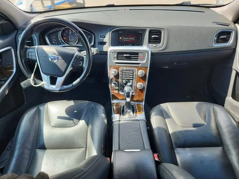 2015 VOLVO S60 PREMIER  