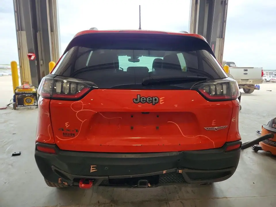 2021 JEEP CHEROKEE TRAILHAWK  