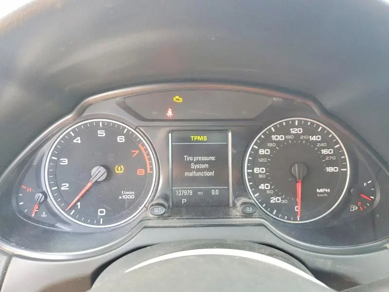 2011 AUDI Q5 PREMIUM PLUS  