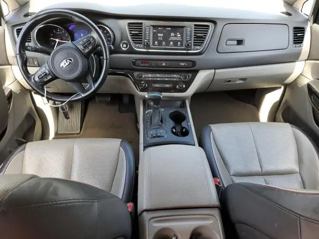 2017 KIA SEDONA LX  