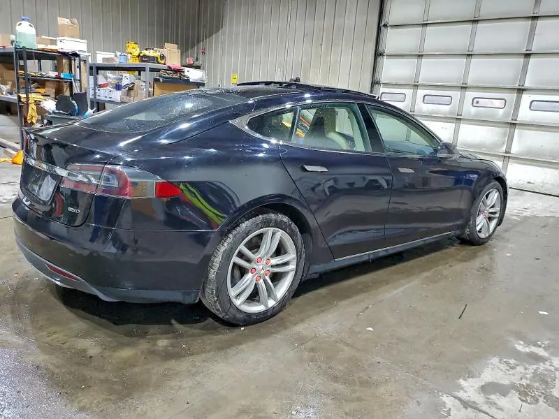2015 TESLA MODEL S 85D  