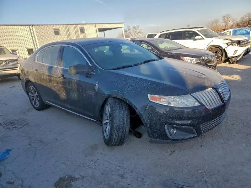 2011 LINCOLN MKS   