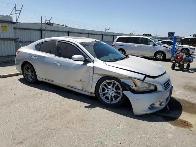 2011 NISSAN MAXIMA S  