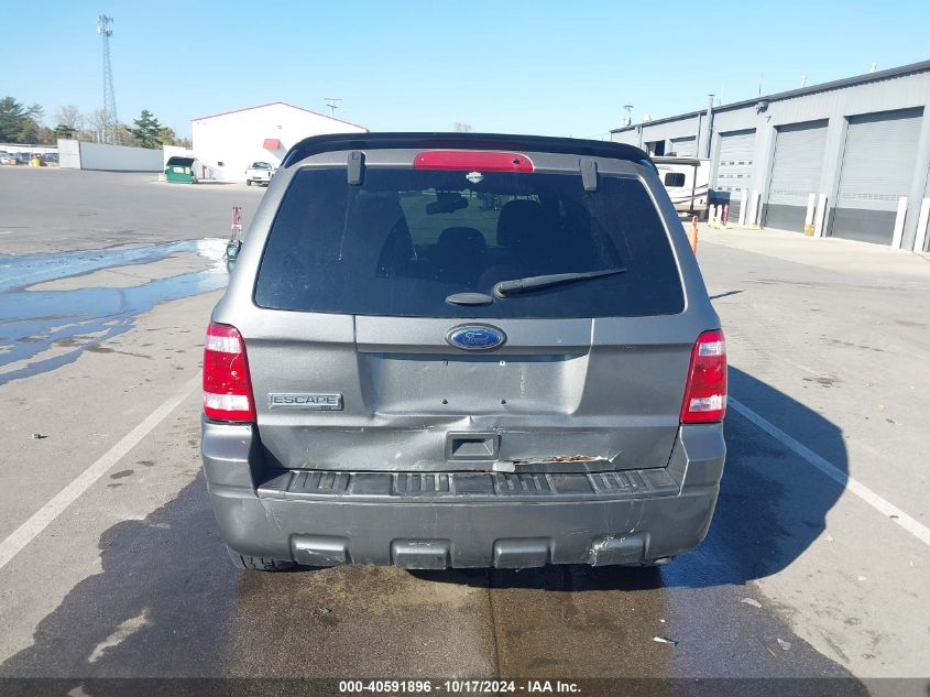 2011 FORD ESCAPE XLT