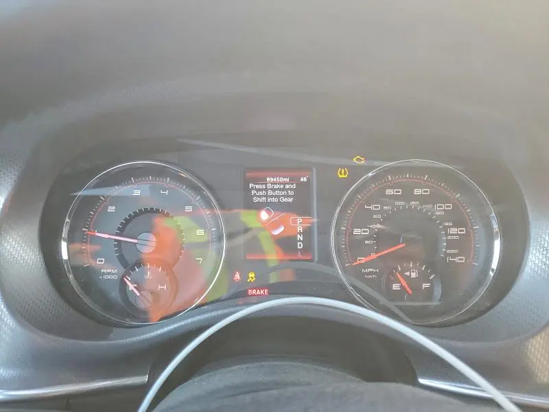 2012 DODGE CHARGER SE  