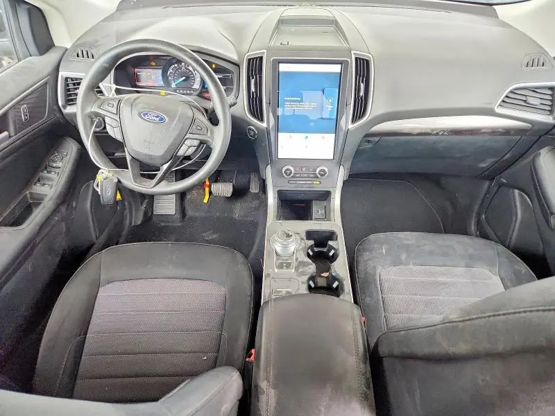 2022 FORD EDGE SE  