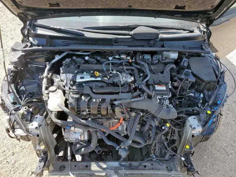2024 TOYOTA PRIUS LE  