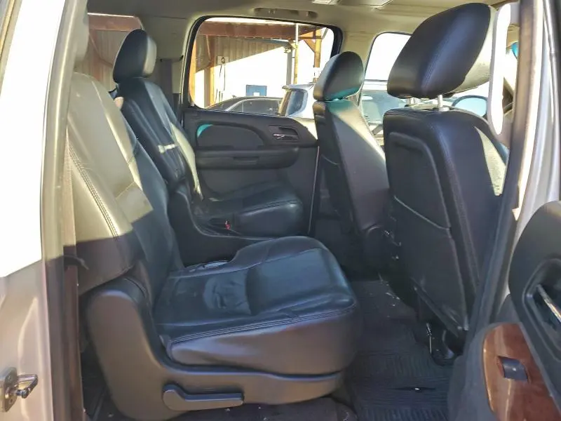 2014 CHEVROLET SUBURBAN K1500 LTZ  