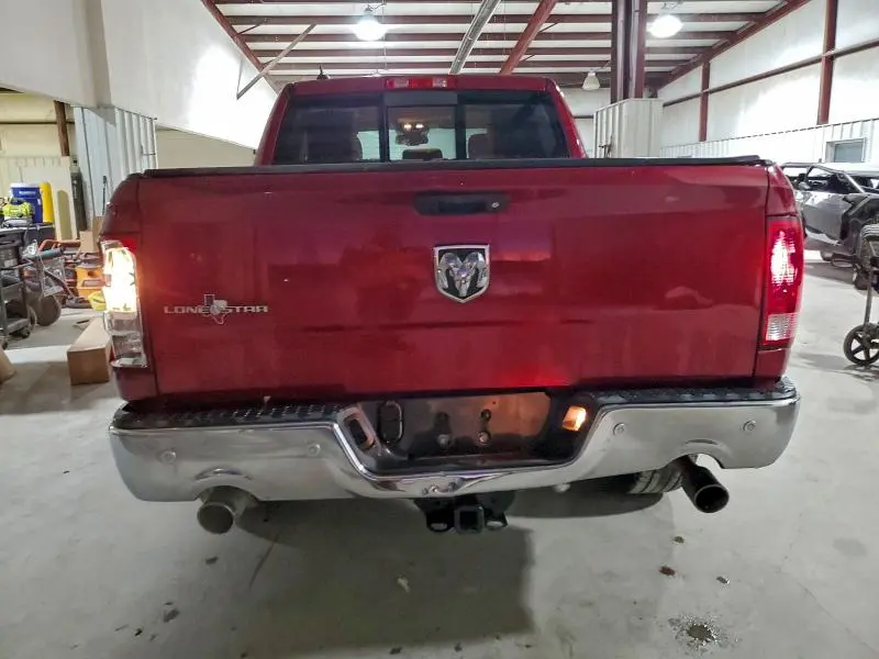 2015 RAM 1500 SLT  