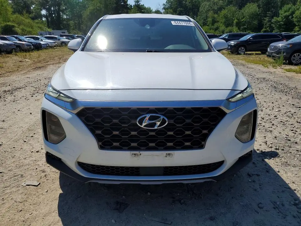 2019 HYUNDAI SANTA FE SE  