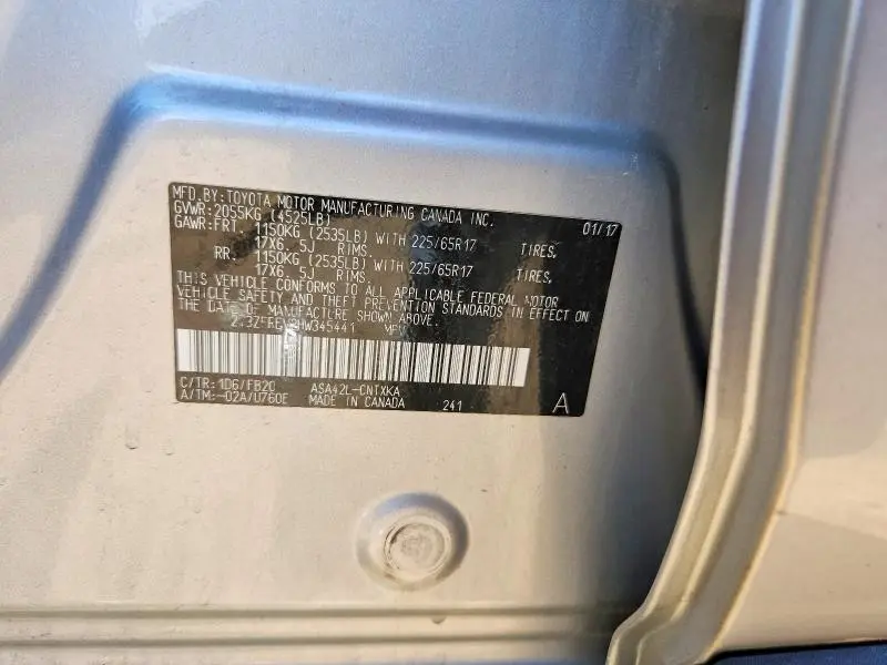2017 TOYOTA RAV4 LE  