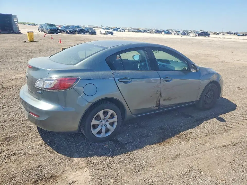 2013 MAZDA 3 I  