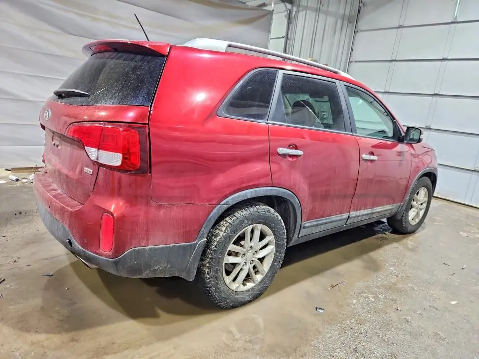 2014 KIA SORENTO LX  