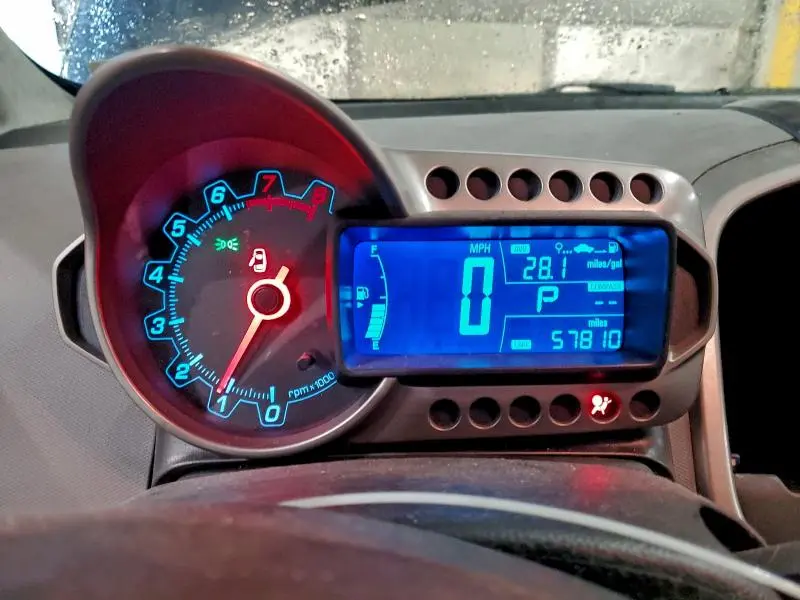 2016 CHEVROLET SONIC LT  