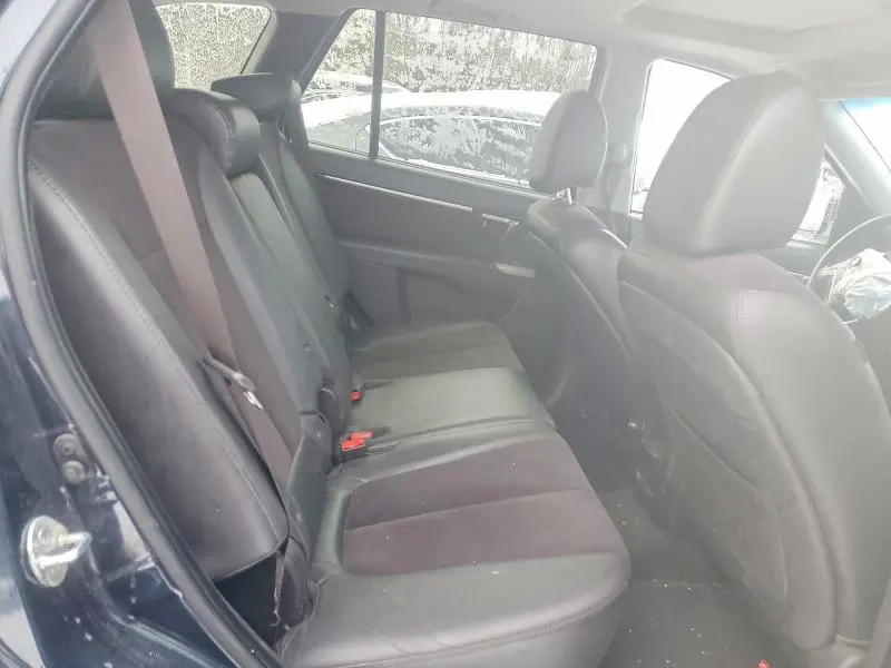 2011 HYUNDAI SANTA FE GLS  