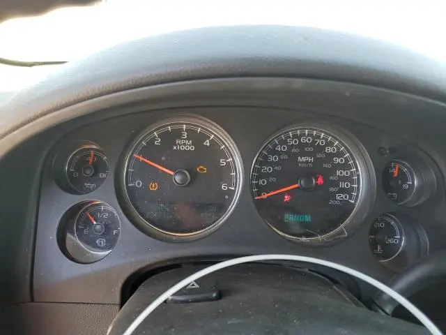 2010 CHEVROLET SUBURBAN C1500 LT  
