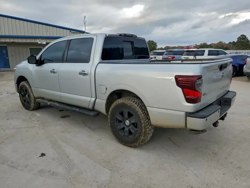 2018 NISSAN TITAN SV  