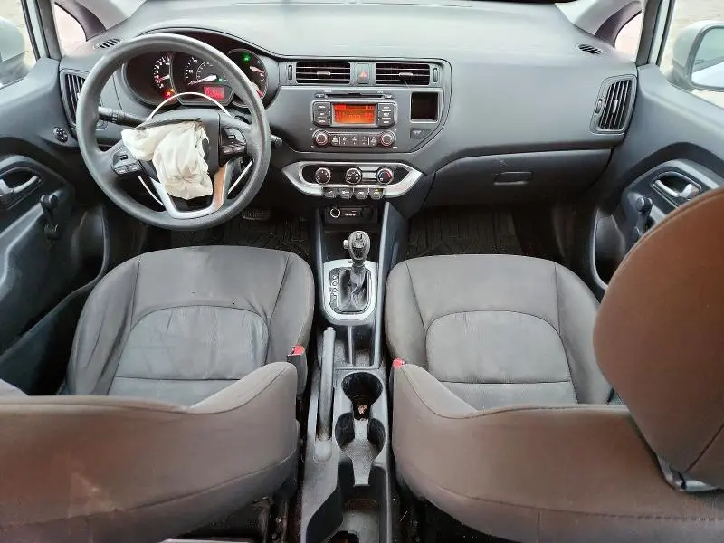 2015 KIA RIO LX  