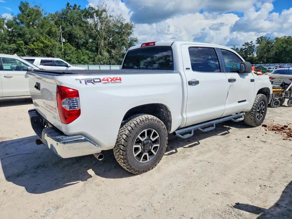 2015 TOYOTA TUNDRA SR5  