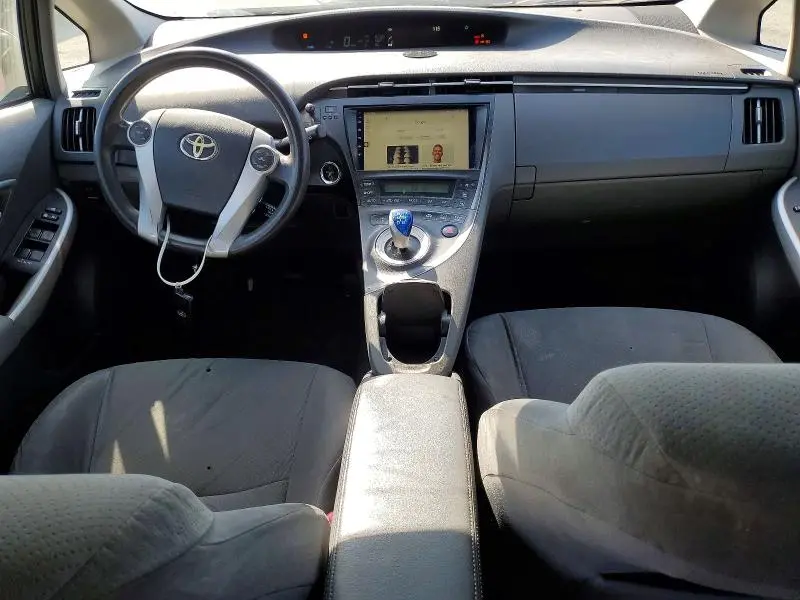 2010 TOYOTA PRIUS II  