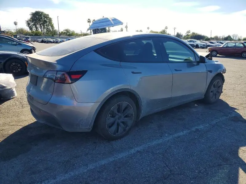 2024 TESLA MODEL Y   