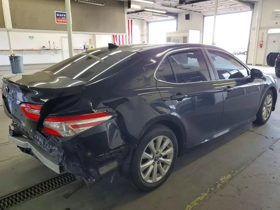 2019 TOYOTA CAMRY LE  
